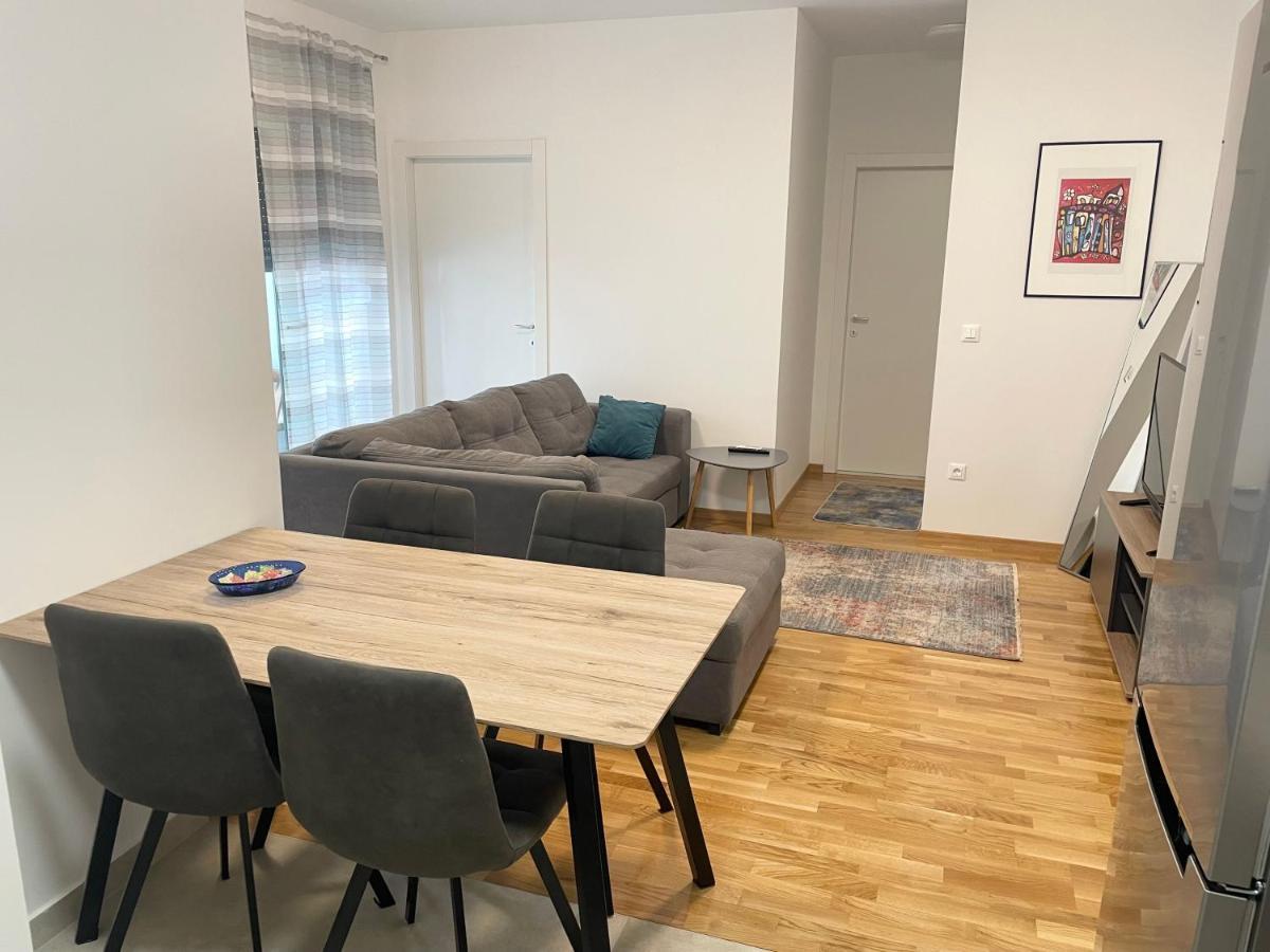 Apartment Diana Zara Parking Free 外观 照片