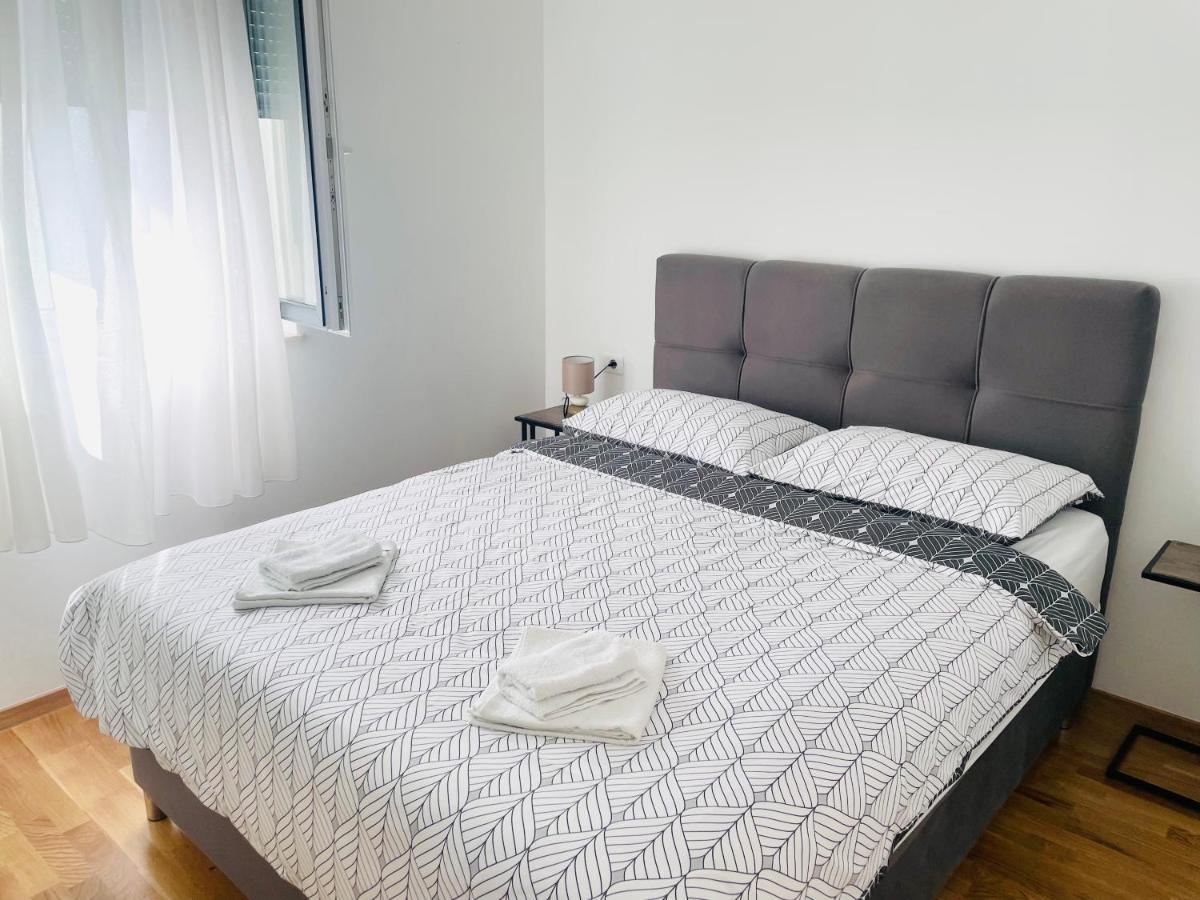 Apartment Diana Zara Parking Free 外观 照片